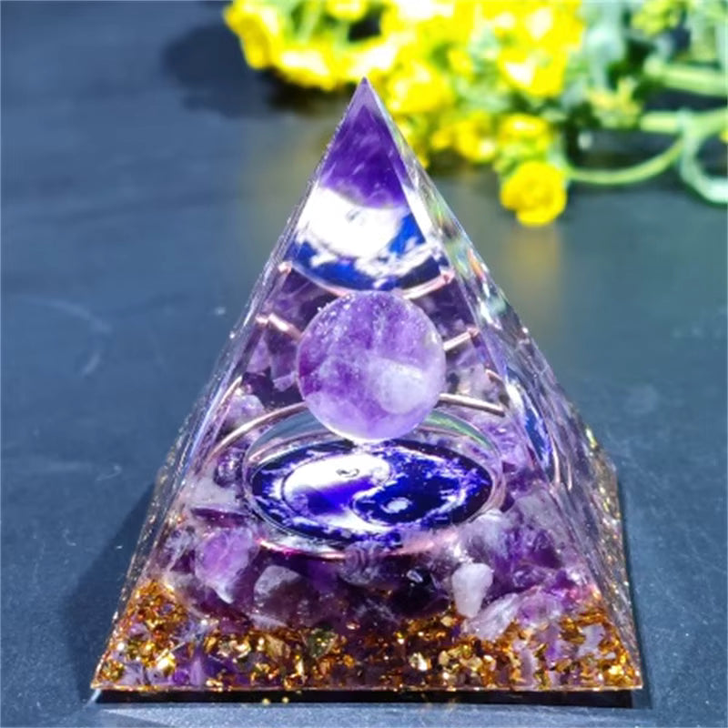 ⭐ Pyramide Orgonite – Protection Énergétique & Harmonie des Lieux